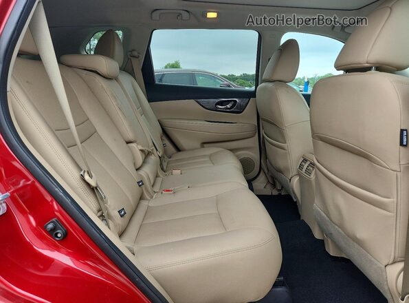 5N1AT2MV3GC851601 2016 NISSAN ROGUE Red Widok wnętrza z tyłu
