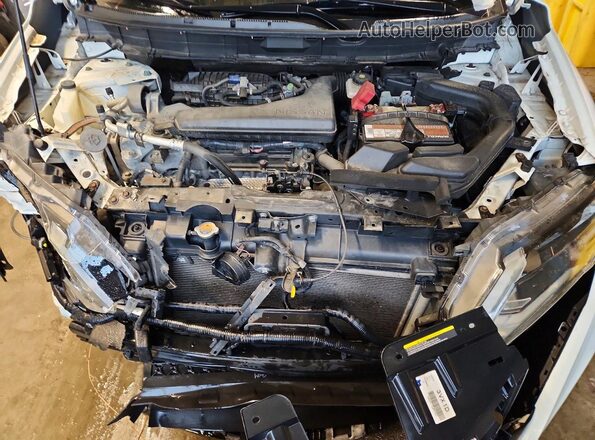 5N1AT2MV3HC784564 2017 NISSAN ROGUE Белый Вид подкапотного пространства