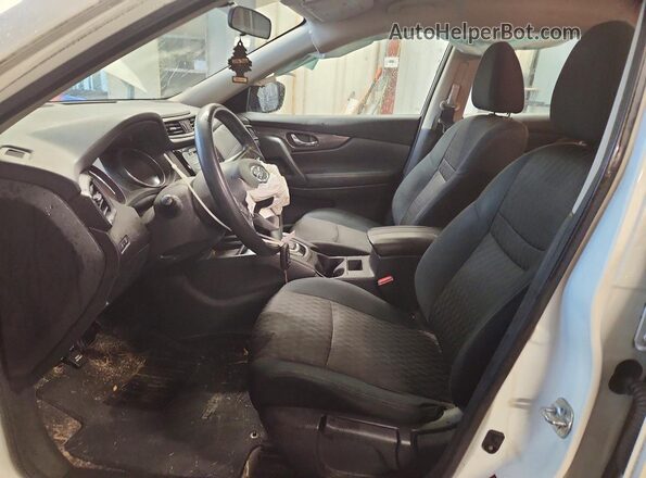 5N1AT2MV3HC784564 2017 NISSAN ROGUE Белый Вид салона спереди