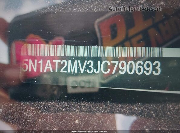 5N1AT2MV3JC790693 2018 NISSAN ROGUE White Widok komory silnika