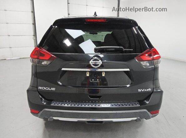 5N1AT2MV3JC810666 2018 NISSAN ROGUE Black 