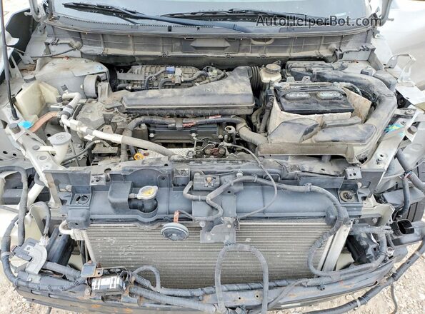5N1AT2MV4GC864129 2016 NISSAN ROGUE Серебряный Вид задней части салона