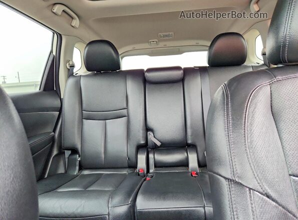 5N1AT2MV4HC832007 2017 NISSAN ROGUE White უკანა სავარძლების ხედი