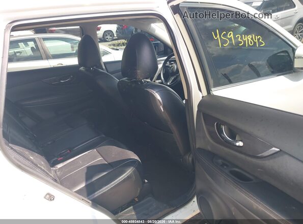 5N1AT2MV4JC841344 2018 NISSAN ROGUE White VIN კოდის სტიკერის ხედი