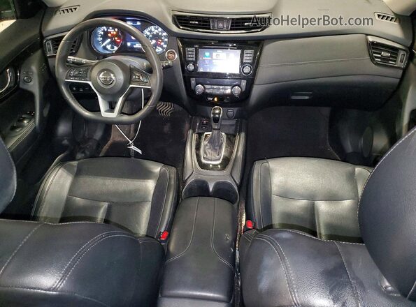 5N1AT2MV4LC721868 2020 NISSAN ROGUE Red Widok deski rozdzielczej