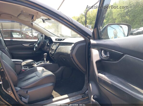 5N1AT2MV5GC748549 2016 NISSAN ROGUE Черный Вид салона спереди