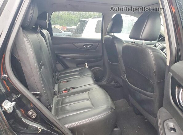 5N1AT2MV5GC847422 2016 NISSAN ROGUE Black Rear interior view