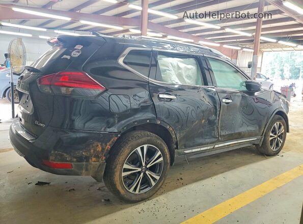5N1AT2MV5HC736547 2017 NISSAN ROGUE Черный Задняя правая четверть