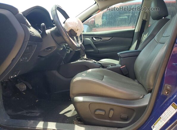 5N1AT2MV5HC792844 2017 NISSAN ROGUE Blue Widok wnętrza z przodu
