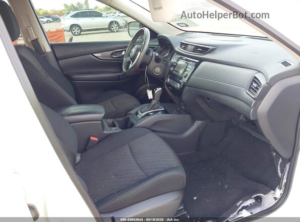5N1AT2MV5HC849558 2017 NISSAN ROGUE Белый Вид салона спереди