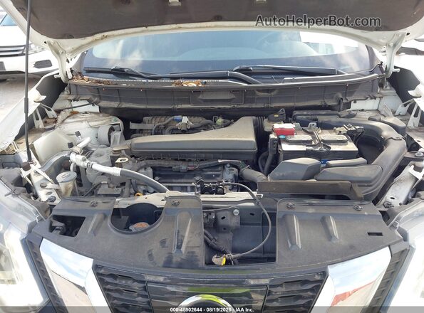 5N1AT2MV5HC849558 2017 NISSAN ROGUE Белый Вид сзади