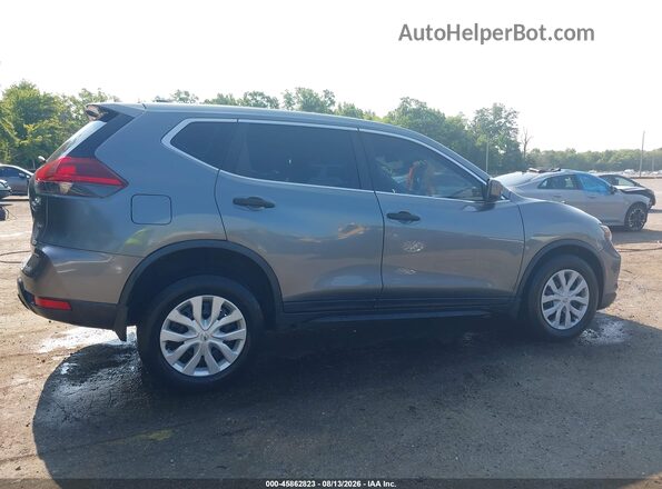 5N1AT2MV5JC728793 2018 NISSAN ROGUE Gray Widok wnętrza z tyłu