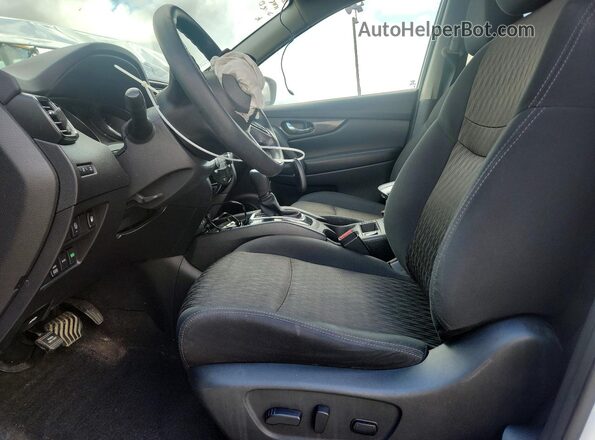 5N1AT2MV5KC712675 2019 NISSAN ROGUE Белый Вид салона спереди