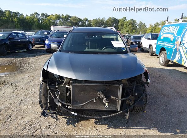 5N1AT2MV6HC762364 2017 NISSAN ROGUE Серый Вид задней части салона