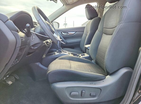 5N1AT2MV6HC808159 2017 NISSAN ROGUE Black Widok wnętrza z przodu
