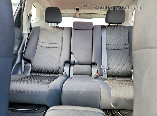 5N1AT2MV6HC808159 2017 NISSAN ROGUE Black Widok tylnych siedzeń