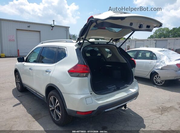 5N1AT2MV6HC846944 2017 NISSAN ROGUE White Trasero izquierdo