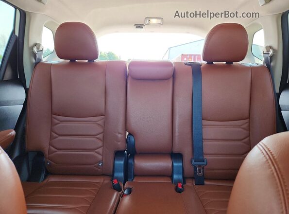 5N1AT2MV6JC701988 2018 NISSAN ROGUE White უკანა სავარძლების ხედი
