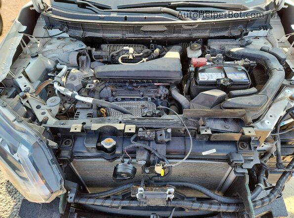 5N1AT2MV6JC701988 2018 NISSAN ROGUE White ძრავის განყოფილების ხედი
