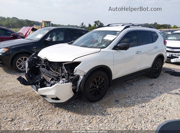 5N1AT2MV6JC842088 2018 NISSAN ROGUE Белый Передняя левая четверть