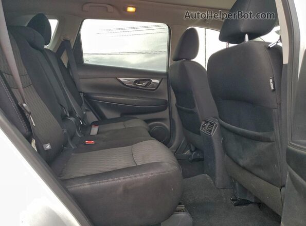 5N1AT2MV6LC732404 2020 NISSAN ROGUE White უკანა სალონის ხედი