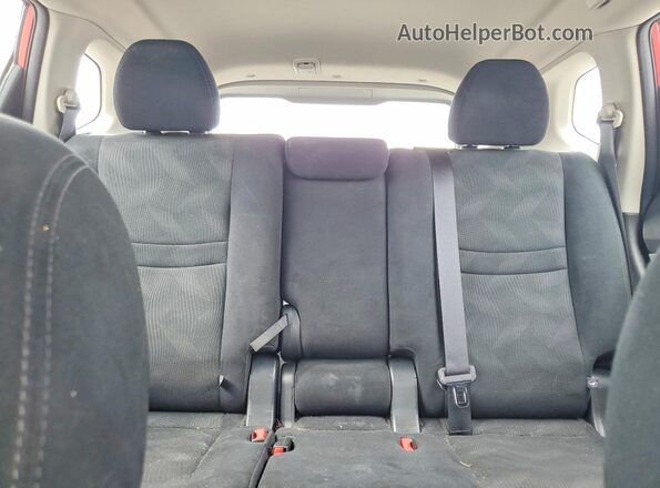 5N1AT2MV7GC802935 2016 NISSAN ROGUE Burgundy Հետևի նստատեղերի տեսք