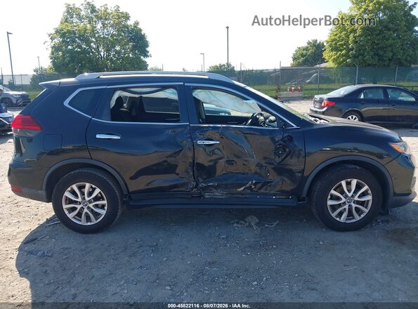 5N1AT2MV7HC770196 2017 NISSAN ROGUE Черный Вид задней части салона