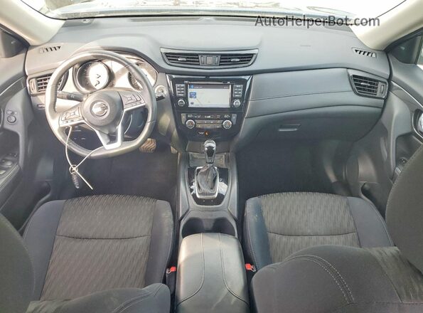5N1AT2MV7HC822295 2017 NISSAN ROGUE Blue Widok deski rozdzielczej