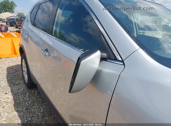 5N1AT2MV7JC802490 2018 NISSAN ROGUE Silver 