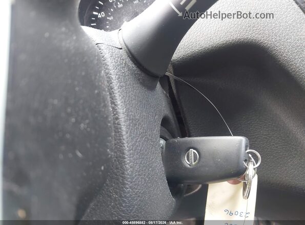 5N1AT2MV7KC748271 2019 NISSAN ROGUE Серебряный Вид панели приборов
