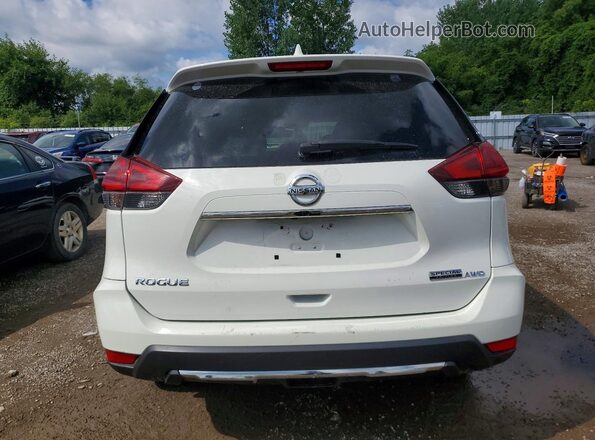 5N1AT2MV7LC768649 2020 NISSAN ROGUE Белый Вид сзади