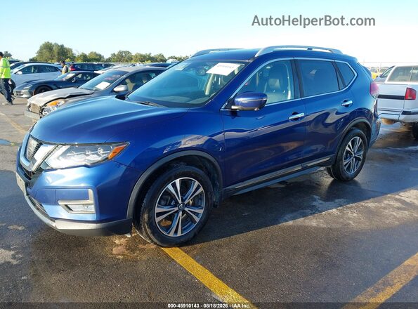 5N1AT2MV8HC755318 2017 NISSAN ROGUE Синий Передняя левая четверть