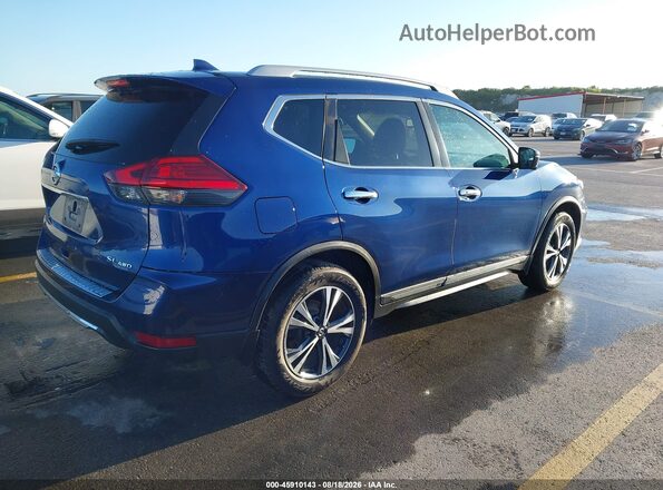 5N1AT2MV8HC755318 2017 NISSAN ROGUE Синий Задняя правая четверть