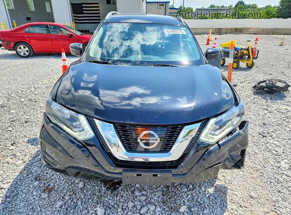 5N1AT2MV8HC896440 2017 NISSAN ROGUE Black Widok z przodu