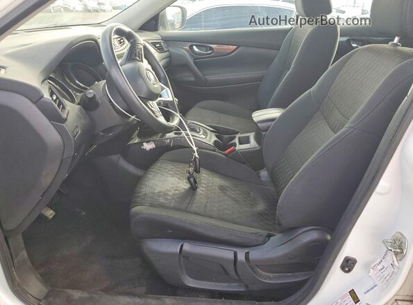 5N1AT2MV8JC716976 2018 NISSAN ROGUE Белый Вид салона спереди
