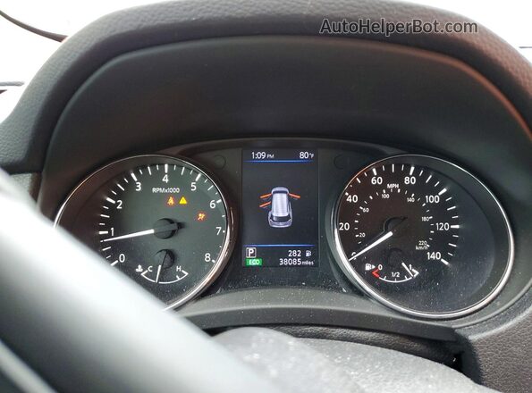 5N1AT2MV8JC768978 2018 NISSAN ROGUE Серебряный Вид щитка приборов