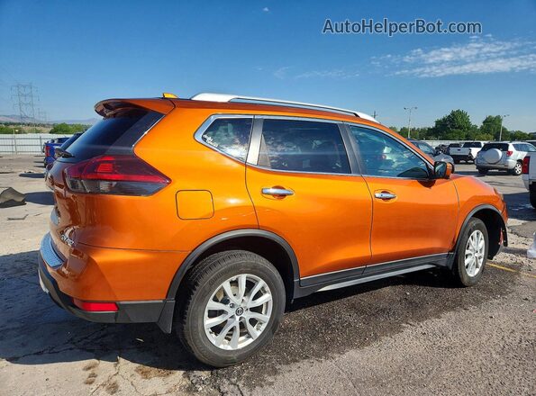5N1AT2MV8JC794559 2018 NISSAN ROGUE Orange Trasero derecho