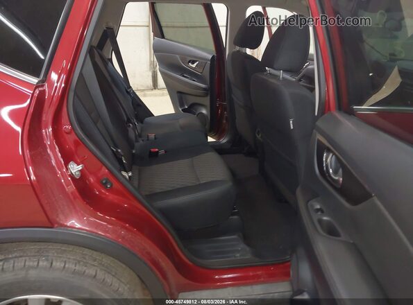 5N1AT2MV8JC821355 2018 NISSAN ROGUE Burgundy Vista de la etiqueta del VIN