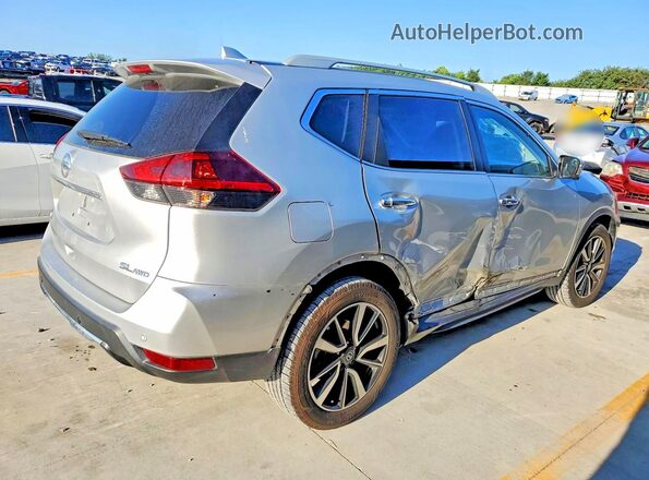 5N1AT2MV8KC823639 2019 NISSAN ROGUE Серебряный Задняя правая четверть