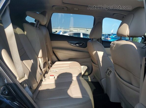 5N1AT2MV9GC787242 2016 NISSAN ROGUE Черный Вид задней части салона