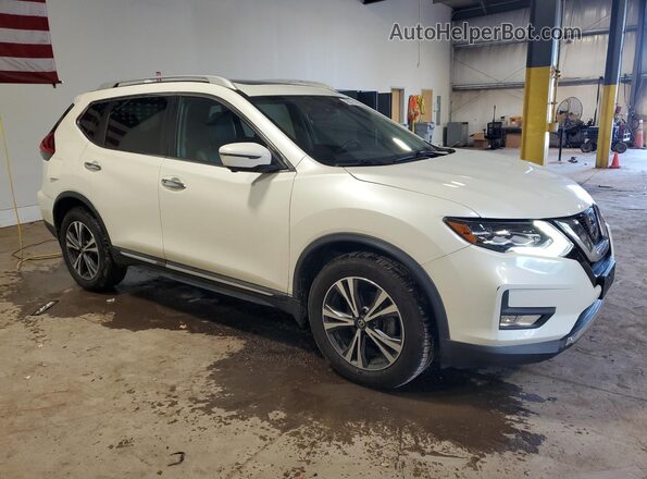 5N1AT2MV9HC779952 2017 NISSAN ROGUE Белый 