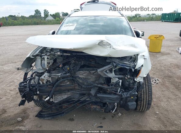 5N1AT2MV9HC826753 2017 NISSAN ROGUE White Front view