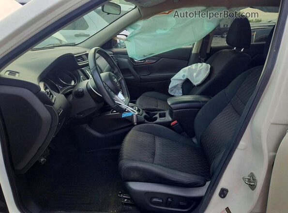 5N1AT2MV9JC734077 2018 NISSAN ROGUE White Front interior view