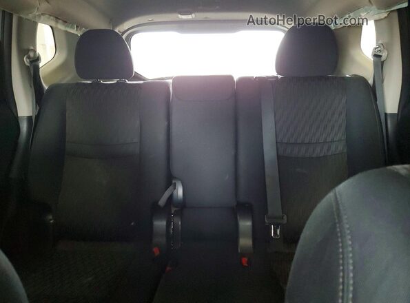 5N1AT2MV9JC760341 2018 NISSAN ROGUE Gray Rear seats view