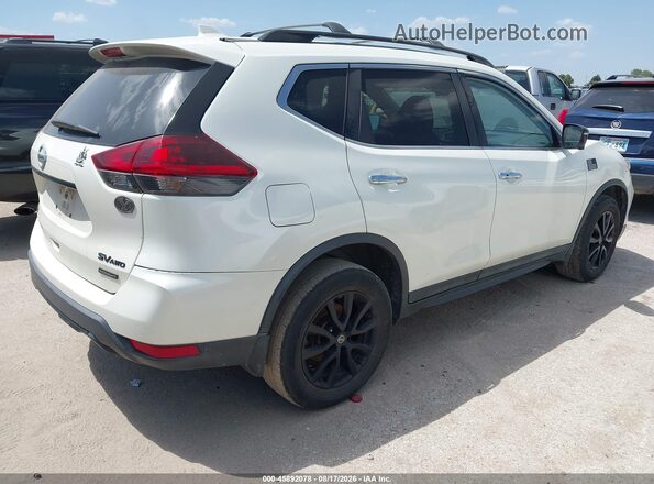 5N1AT2MV9JC822451 2018 NISSAN ROGUE White Rear right