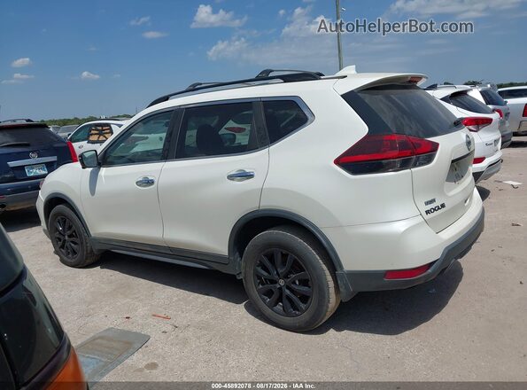 5N1AT2MV9JC822451 2018 NISSAN ROGUE White 360 interior view