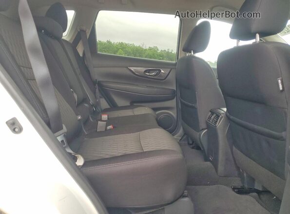 5N1AT2MV9KC813718 2019 NISSAN ROGUE White Widok wnętrza z tyłu