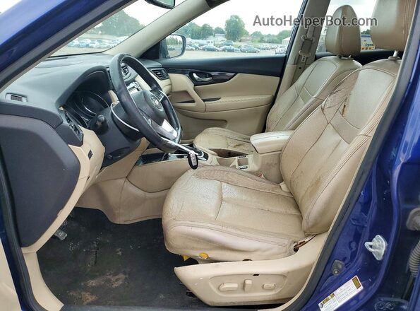 5N1AT2MVXHC733837 2017 NISSAN ROGUE Blue Widok wnętrza z przodu