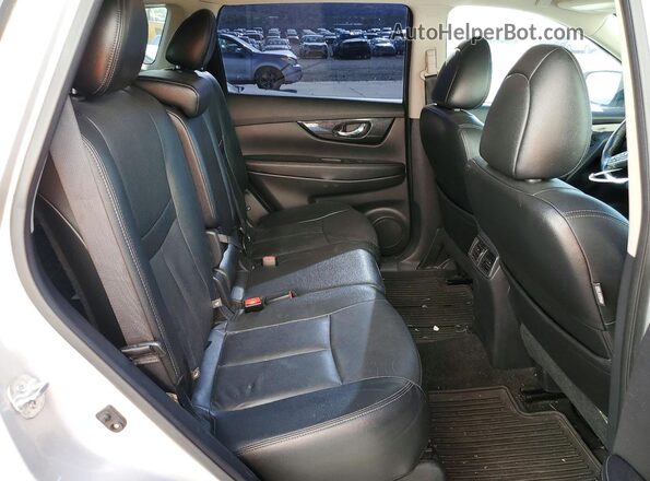 5N1AT2MVXHC756647 2017 NISSAN ROGUE Silver Вид задніх сидінь