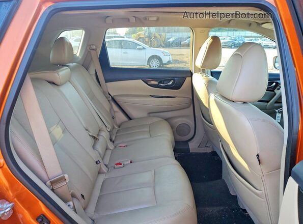 5N1AT2MVXHC790832 2017 NISSAN ROGUE Orange Вид задніх сидінь